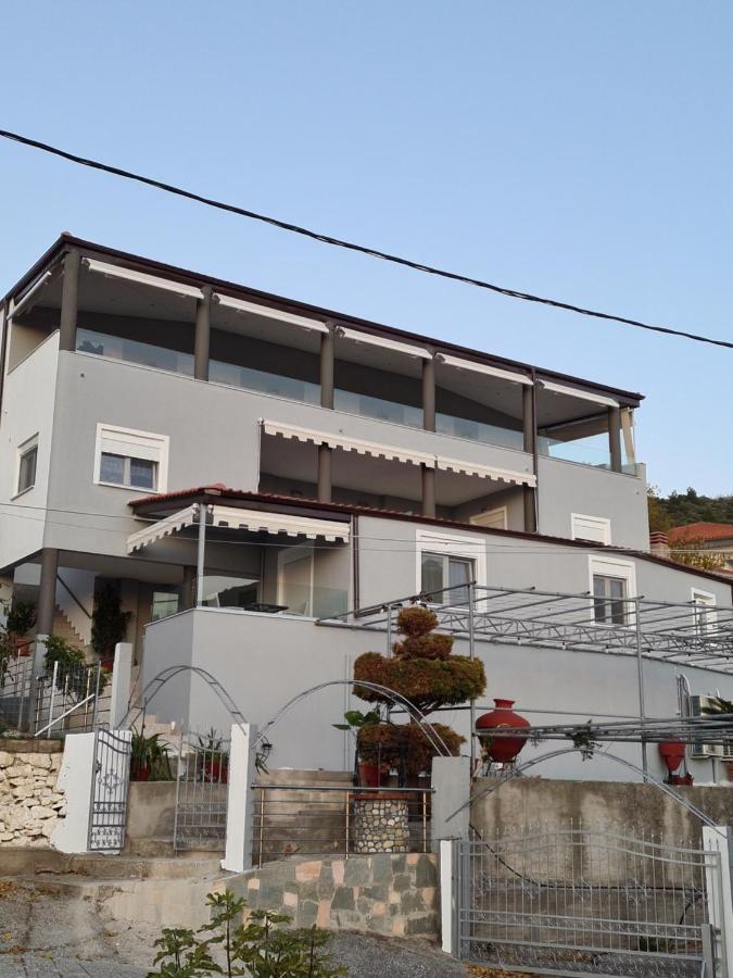 Loridis View Apartments Принос Екстериор снимка